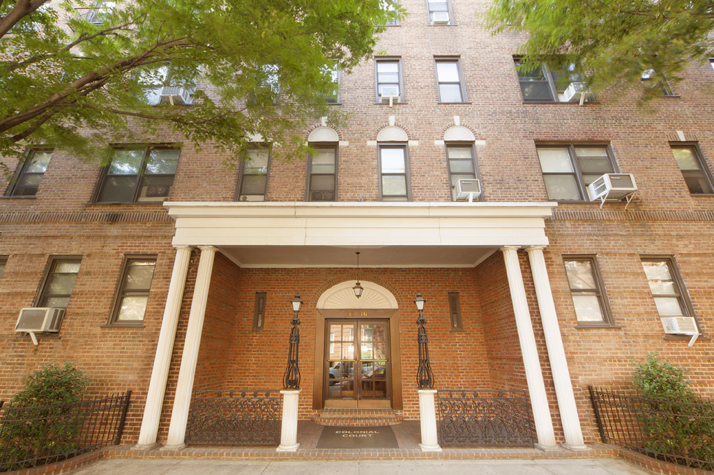 Colonial Court Coop Coop Building in Jackson Heights, NY JACKSON HEIGHTS REAL ESTATE LISTINGS
