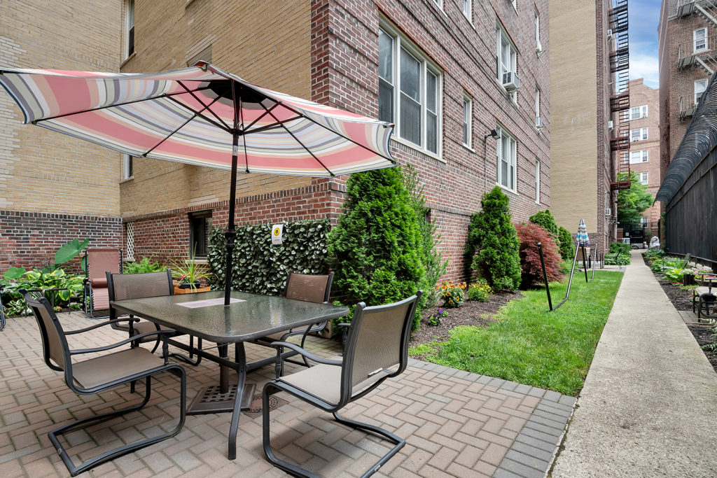 07 JACKSON HEIGHTS REAL ESTATE LISTINGS JACKSON HEIGHTS REAL ESTATE